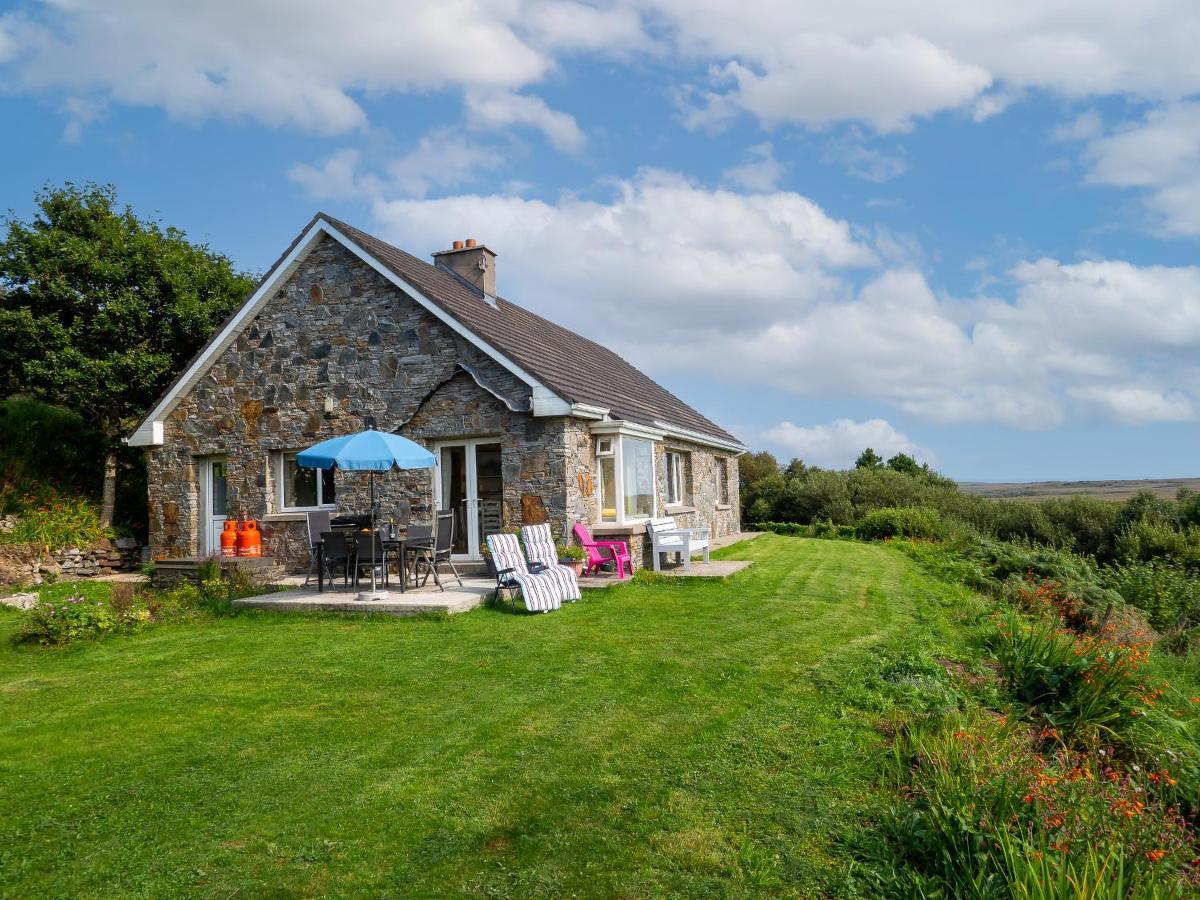 Villa Loch An Eala Clifden Exterior foto
