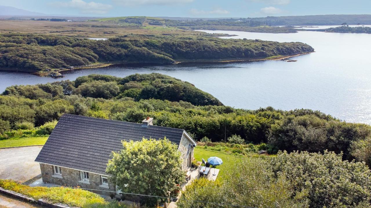 Villa Loch An Eala Clifden Exterior foto